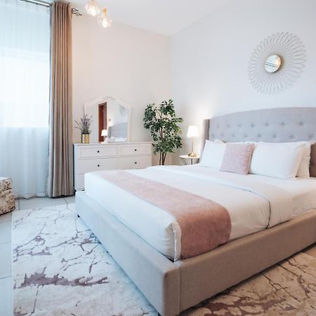 Charming Warm Suite With Amazing Views Of The City Dubai Exterior foto
