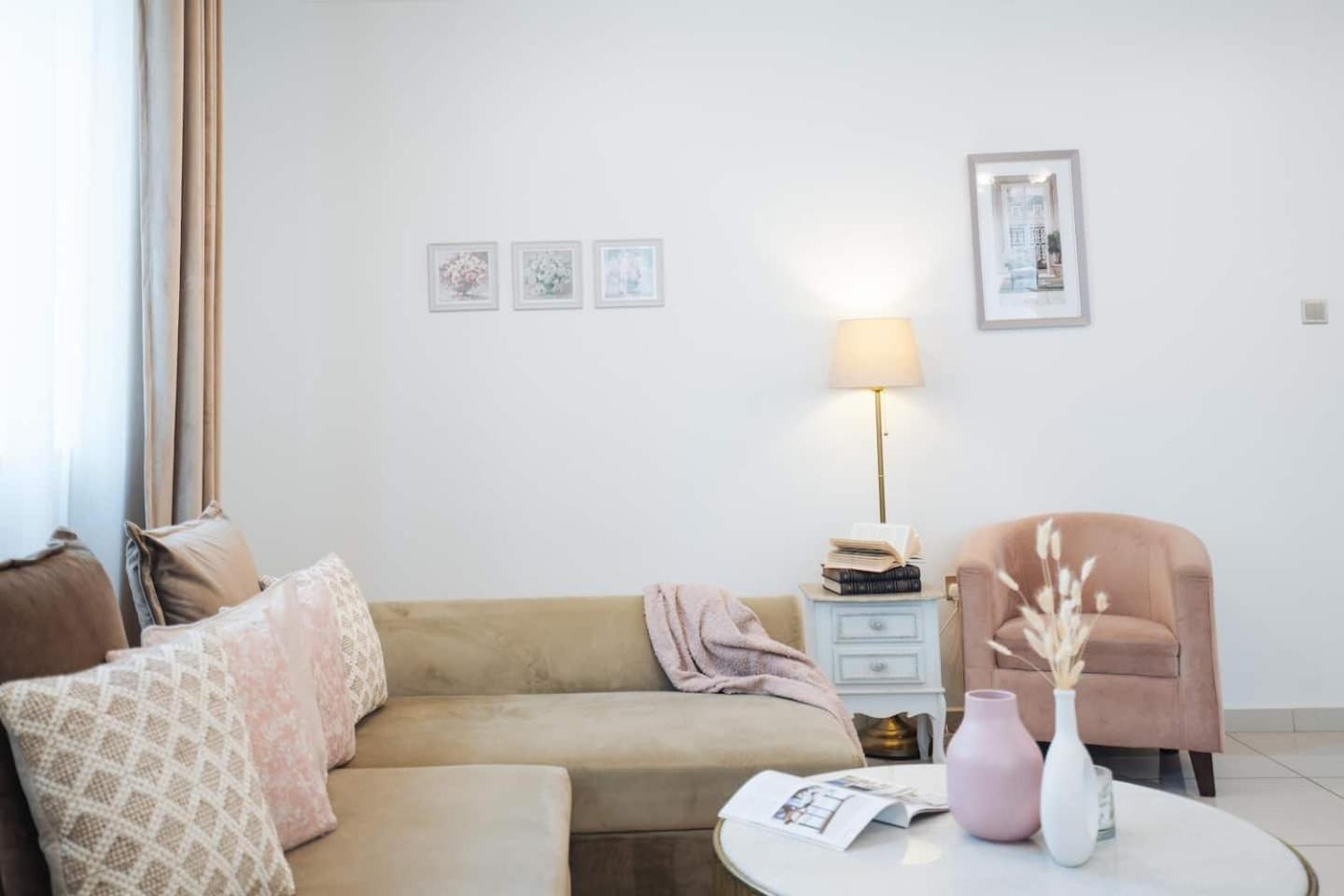 Charming Warm Suite With Amazing Views Of The City Dubai Exterior foto