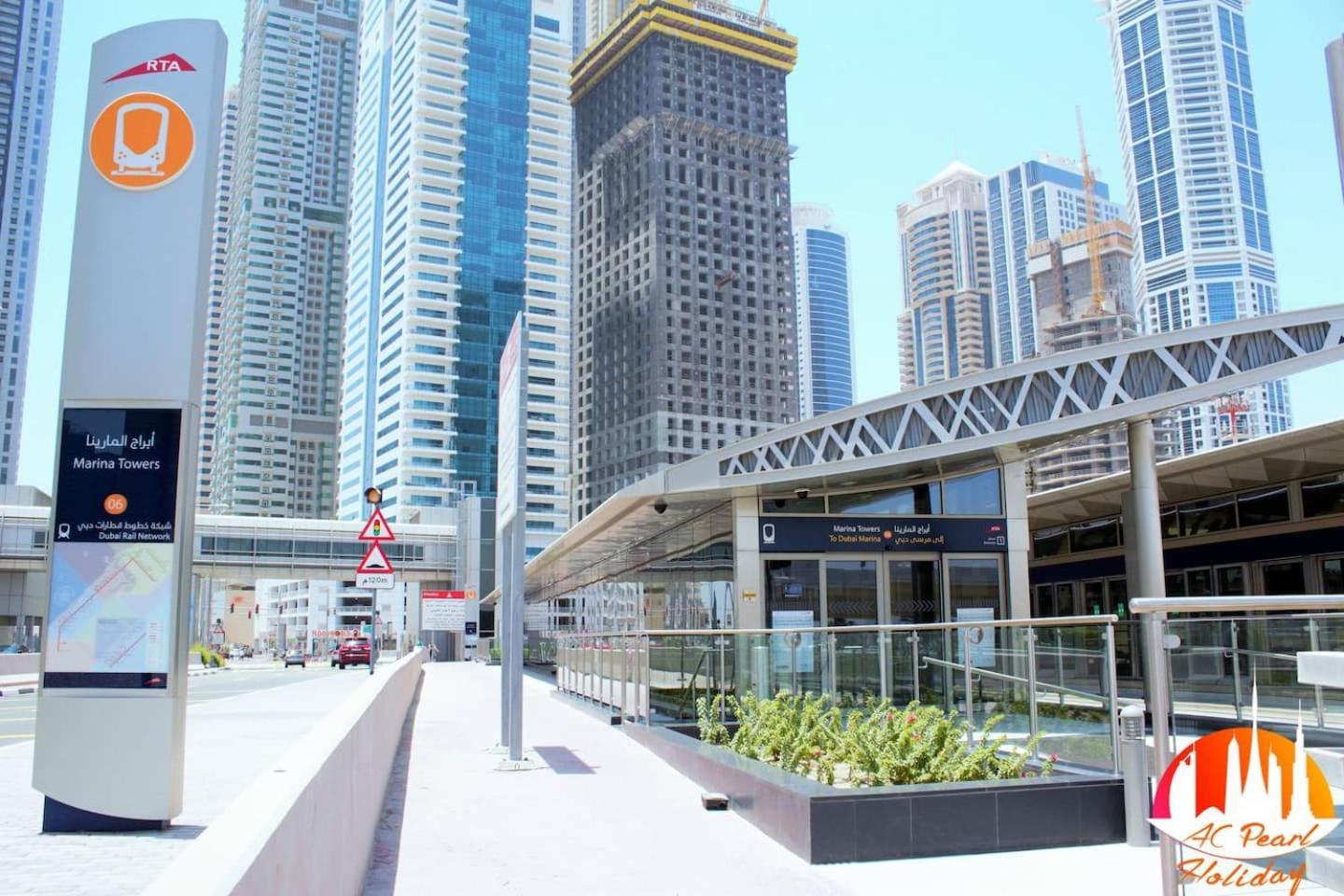 Charming Warm Suite With Amazing Views Of The City Dubai Exterior foto
